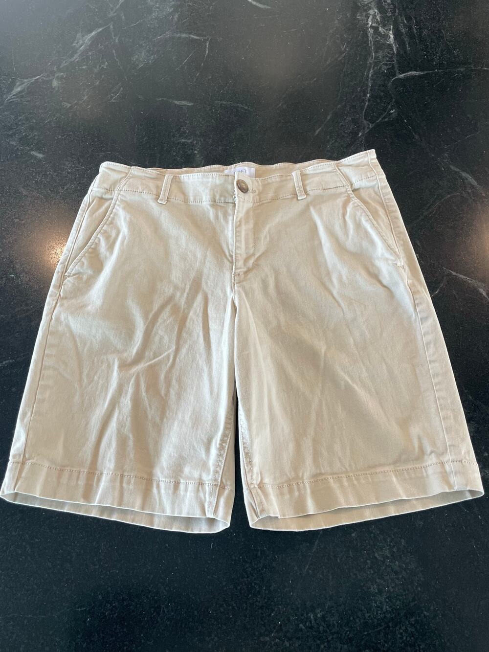 LOFT OUTLET Monroe Bermuda shorts khaki tan 8